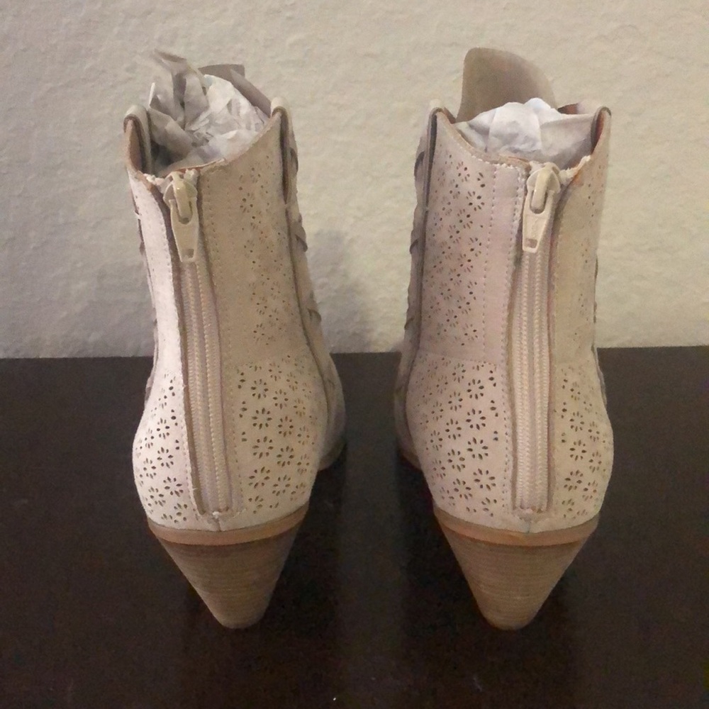 Cato Cone Heel Booties - Picture 3 of 5